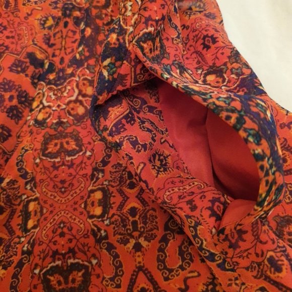 The Fifth Label Red Shorts - Picture 12 of 12